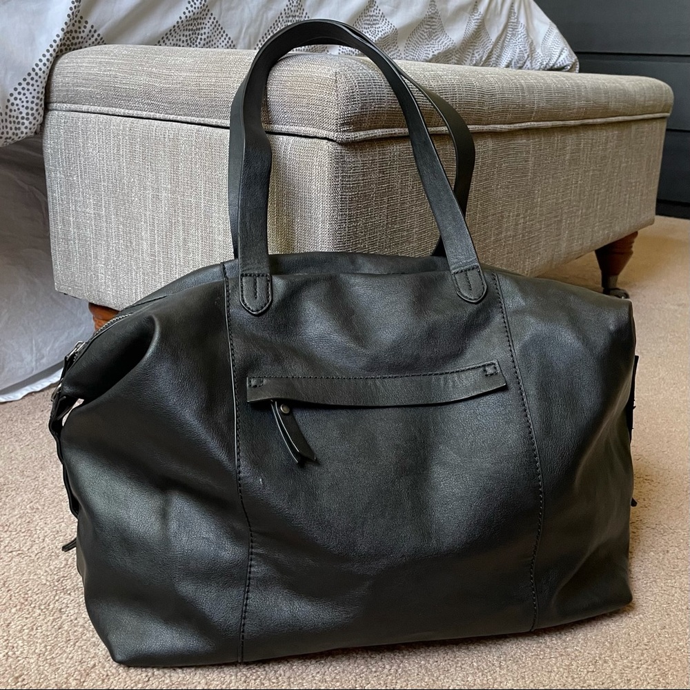 Black Universal Thread Overnight or Weekender Bag